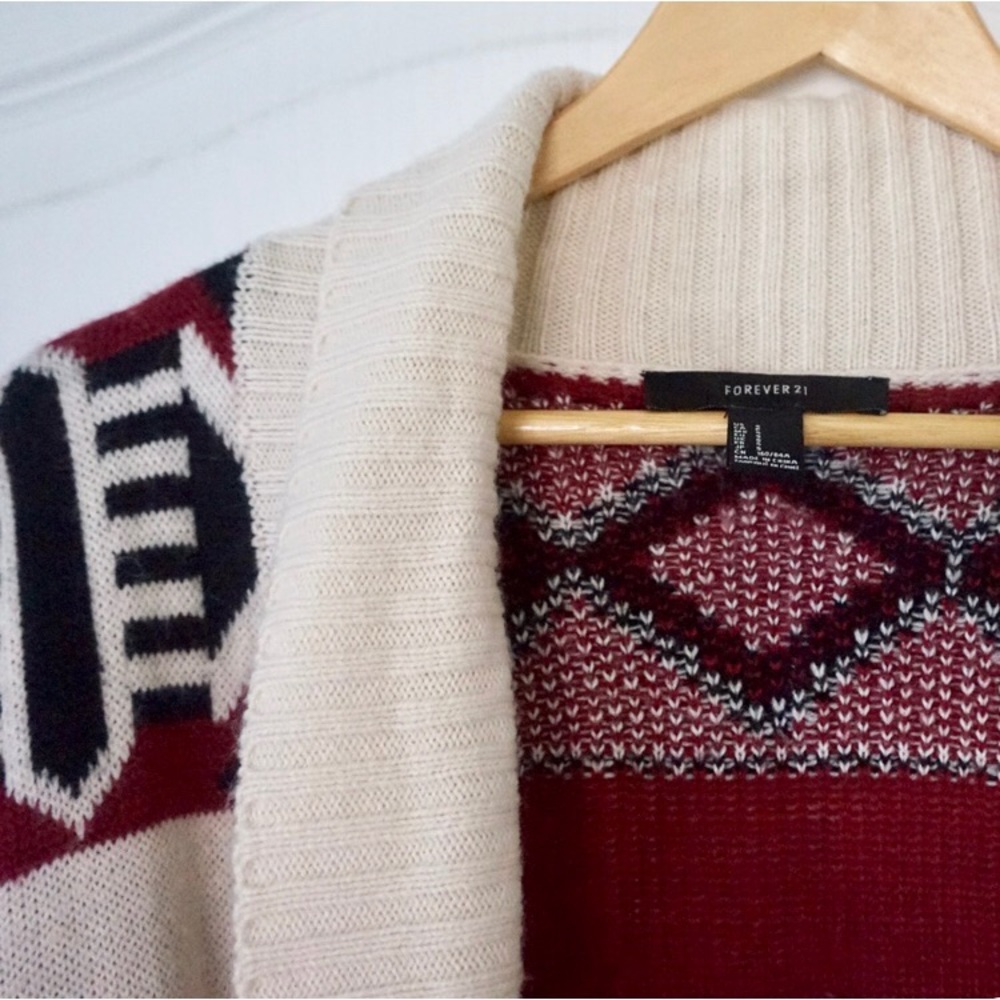 FOREVER 21 AZTEC CARDIGAN